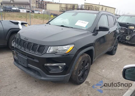 2018 Jeep Compass Altitude 4X4 из США, поврежденный, VIN 3C4NJDBB0JT394757